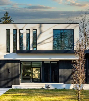 newtechwood-183-donessle-drive-oakville-smaller-file-2-sky-copie.jpg